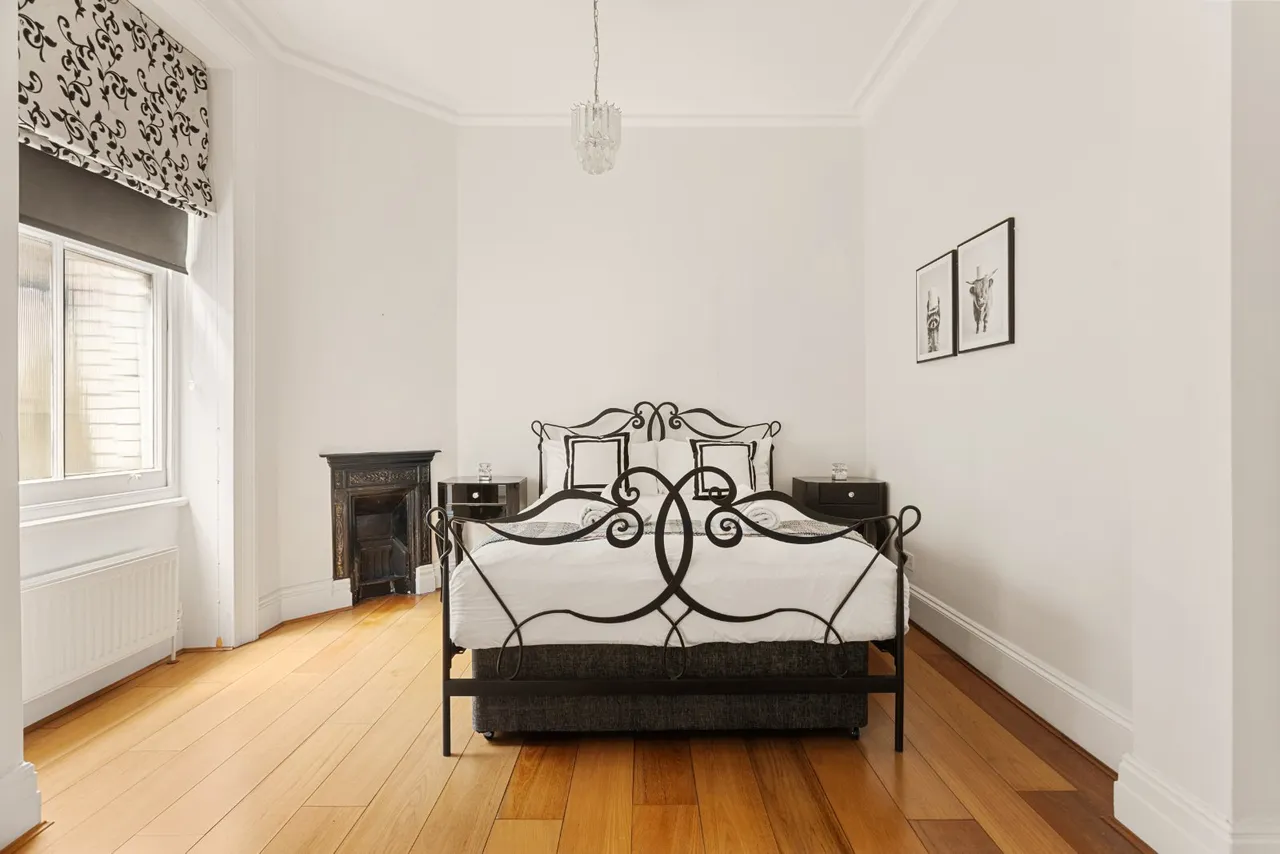 Hyde Park Mansions, Cabbell Street, London, NW1 5AZ, photo 9