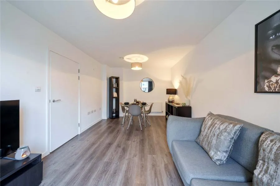 Kidwells Close, Maidenhead, SL6, photo 4