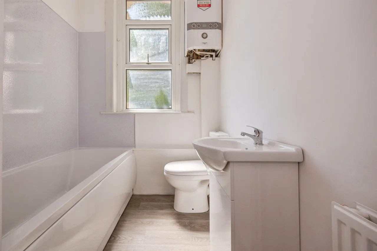 Laburnum Grove, Portsmouth, photo 10