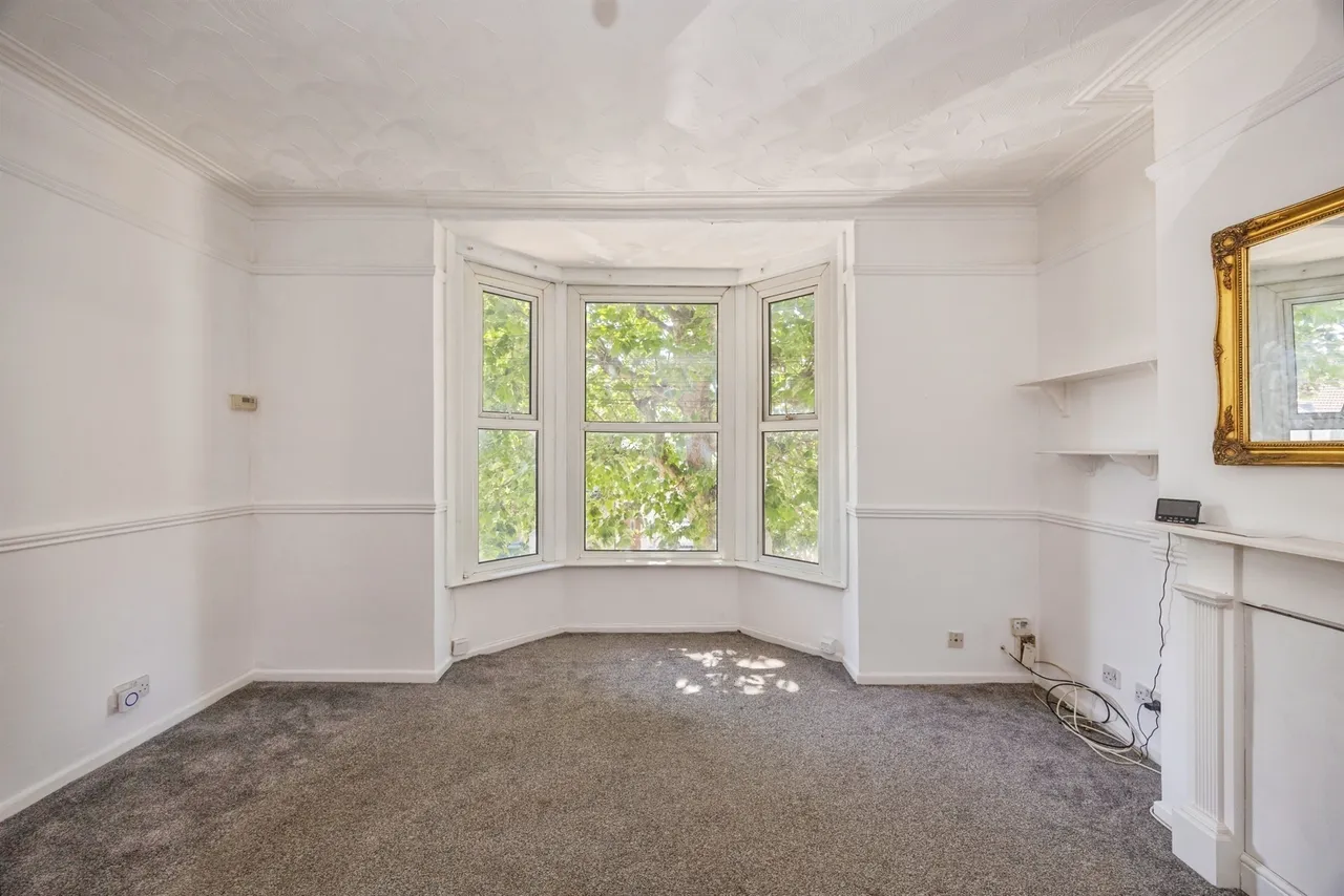 Laburnum Grove, Portsmouth, photo 3