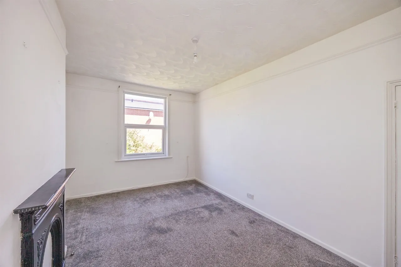 Laburnum Grove, Portsmouth, photo 11