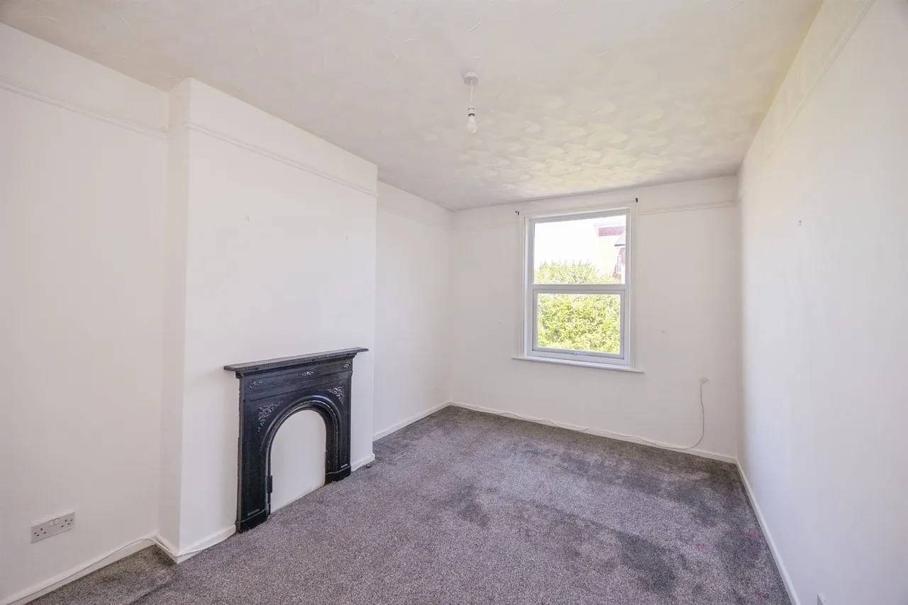 Laburnum Grove, Portsmouth, photo 12