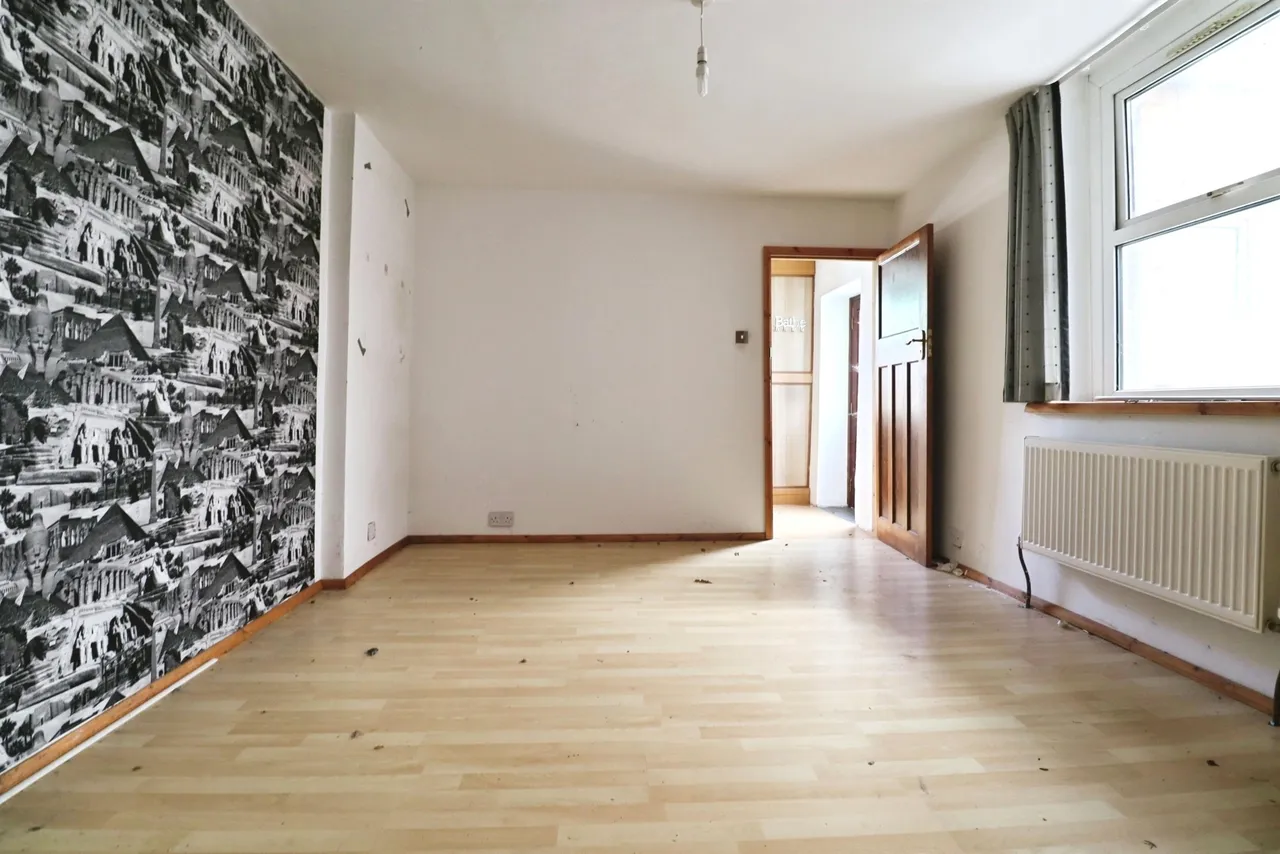 Penarth Road, Cardiff, photo 11