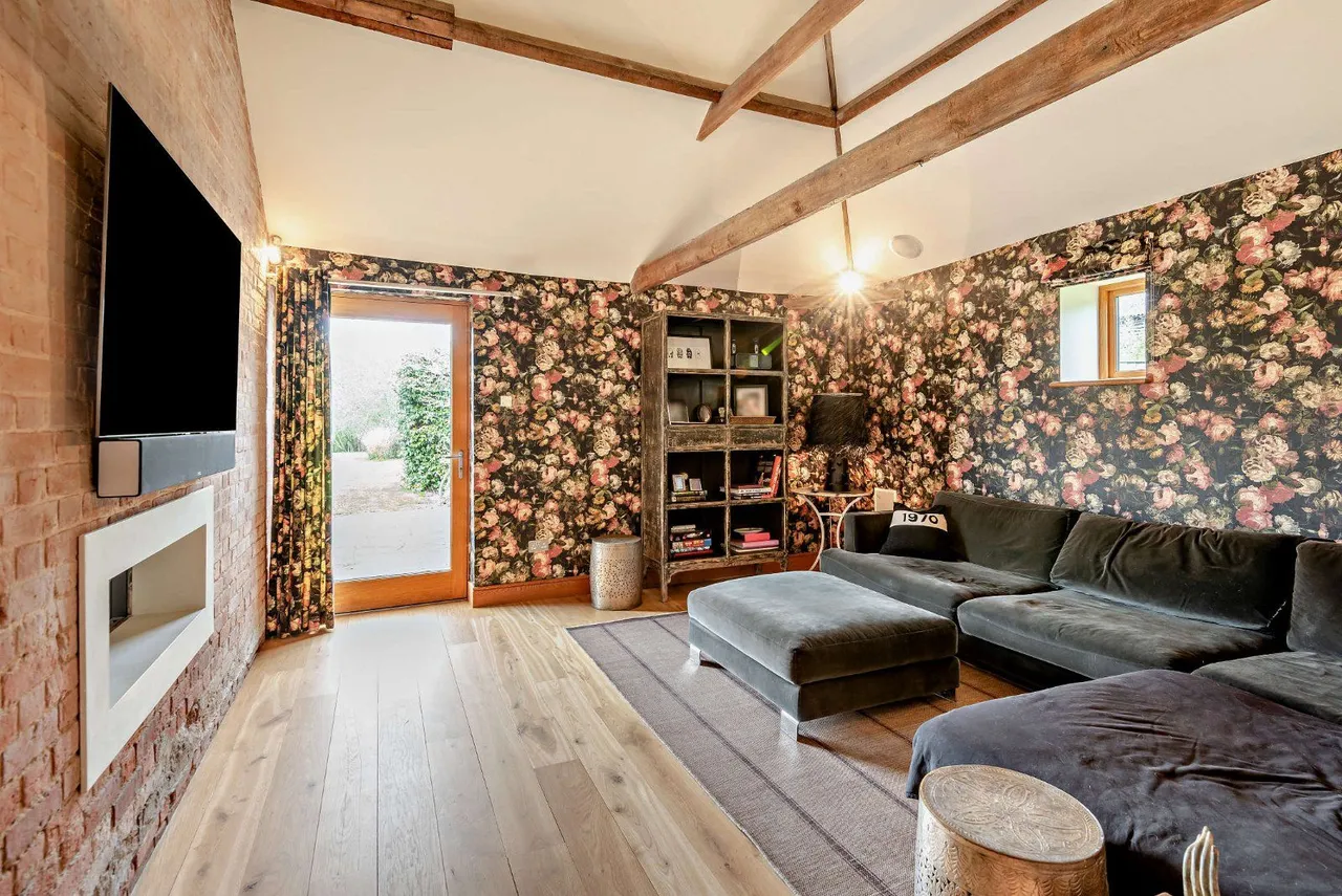 New Lodge Chase, Little Baddow, Chelmsford, Essex, CM3 4AZ, photo 9