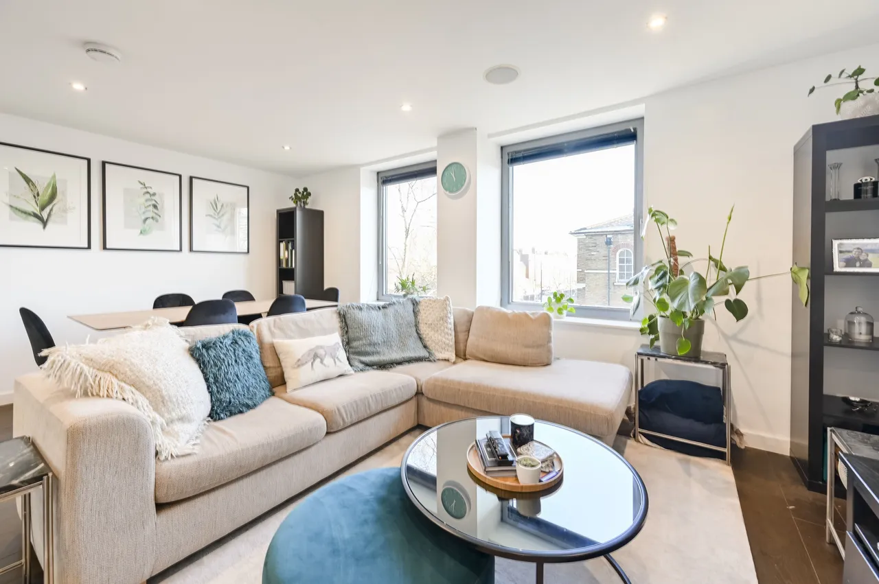 Flat 2, 32 Northbourne Road, London, photo 9