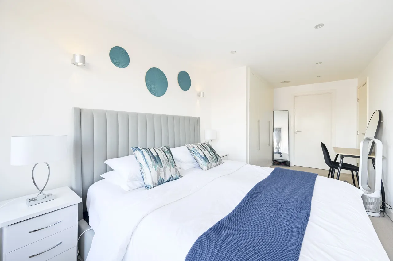 Flat 2, 32 Northbourne Road, London, photo 8