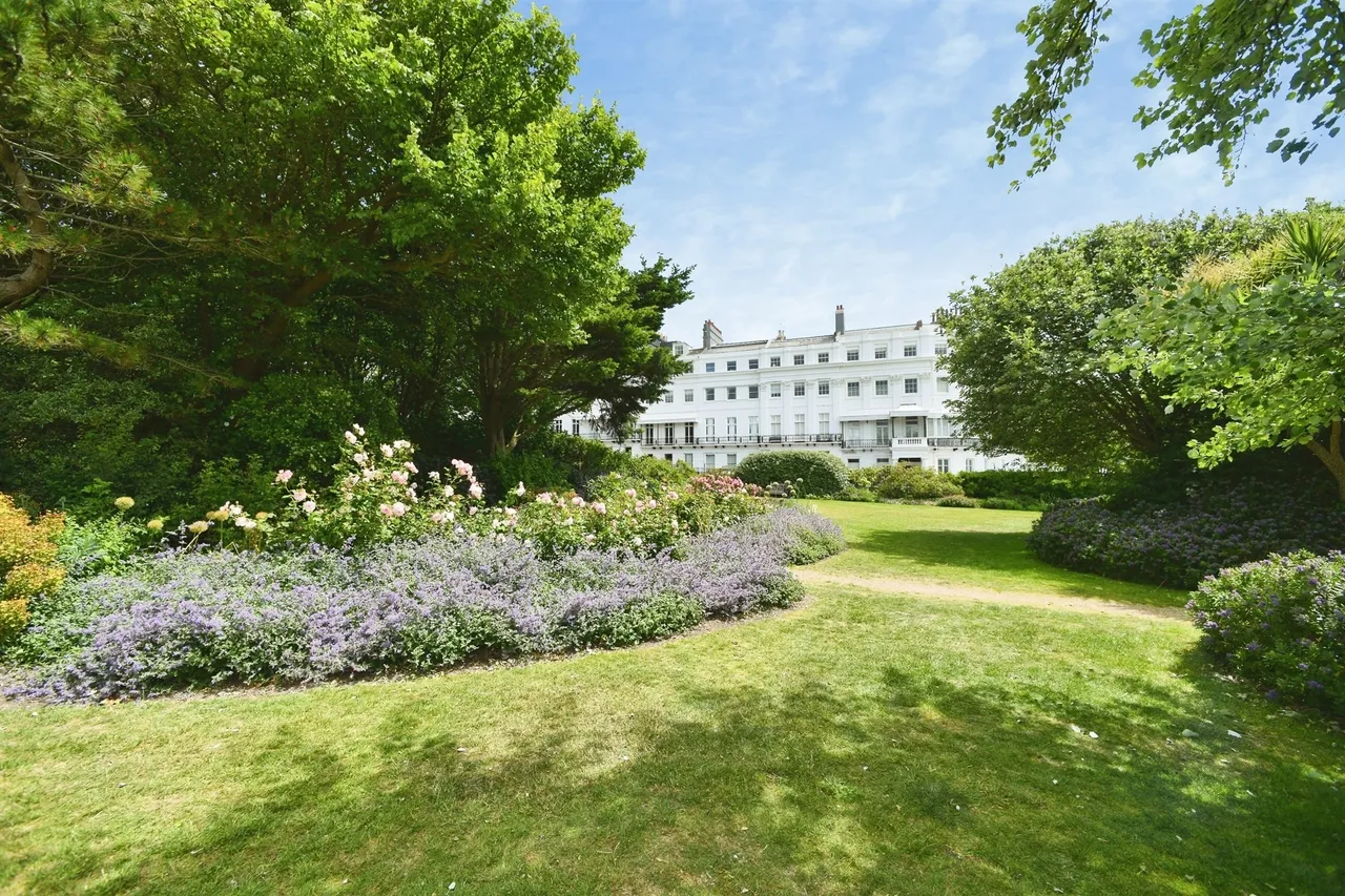 Sussex Square, Brighton, BN2, photo 11
