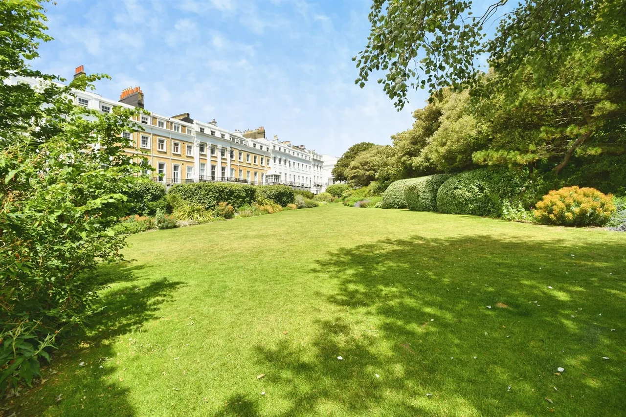 Sussex Square, Brighton, BN2, photo 12