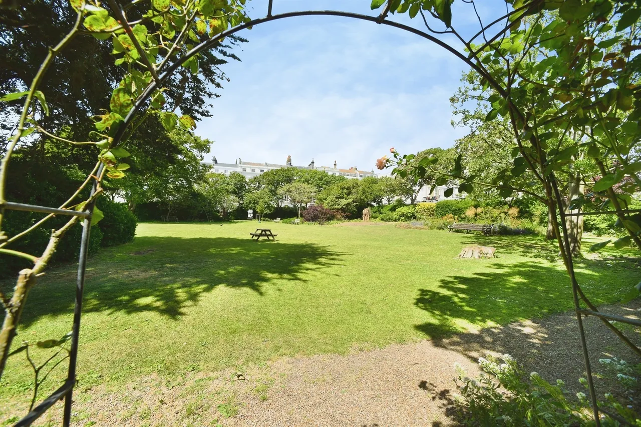 Sussex Square, Brighton, BN2, photo 13