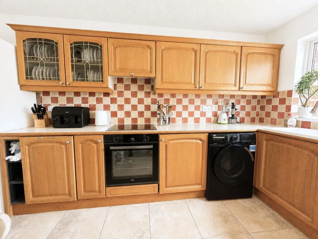 Snakeley Close Loudwater, High Wycombe HP10 9QP, photo 5