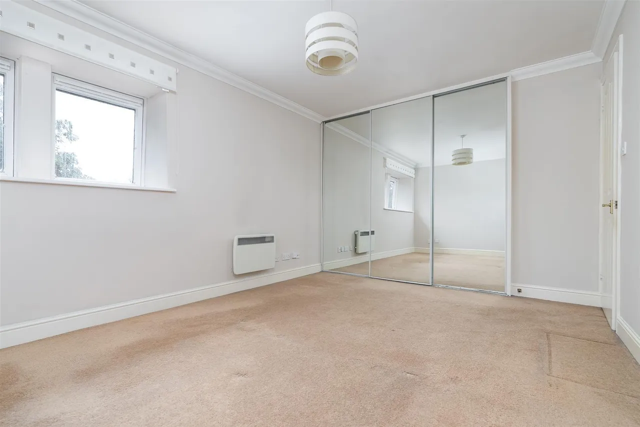 Thorney Mill Road, West Drayton, UB7, photo 9