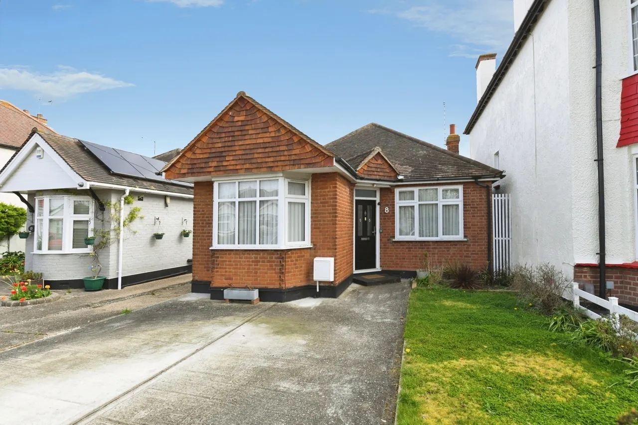 3 bed house for sale — Thorpedene Gardens, Shoeburyness, Southend-on-Sea, Essex, SS3