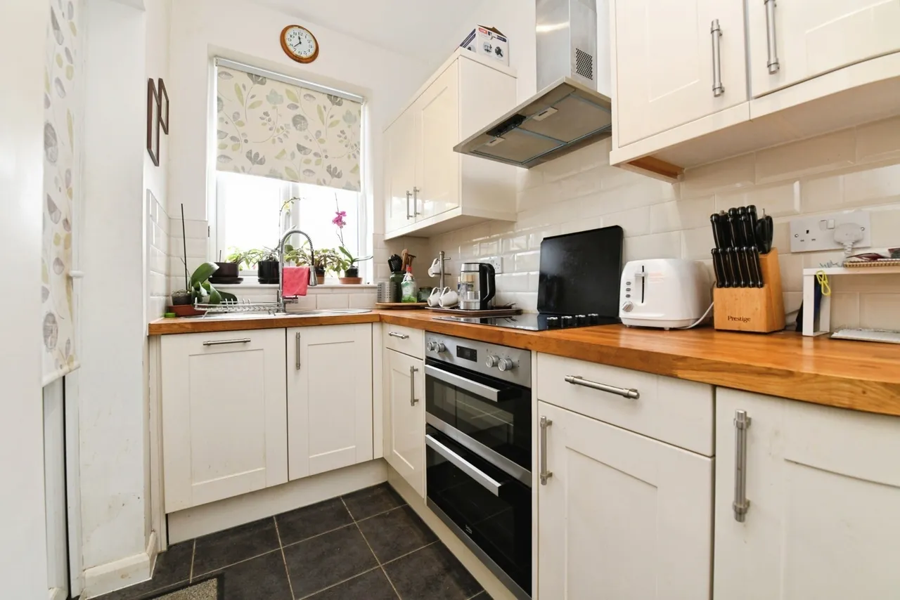 Thorpedene Gardens, Shoeburyness, Southend-on-Sea, Essex, SS3, photo 14