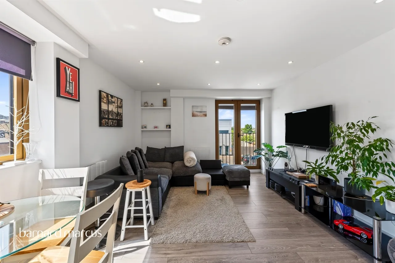London Road, Cheam, SM3, photo 5