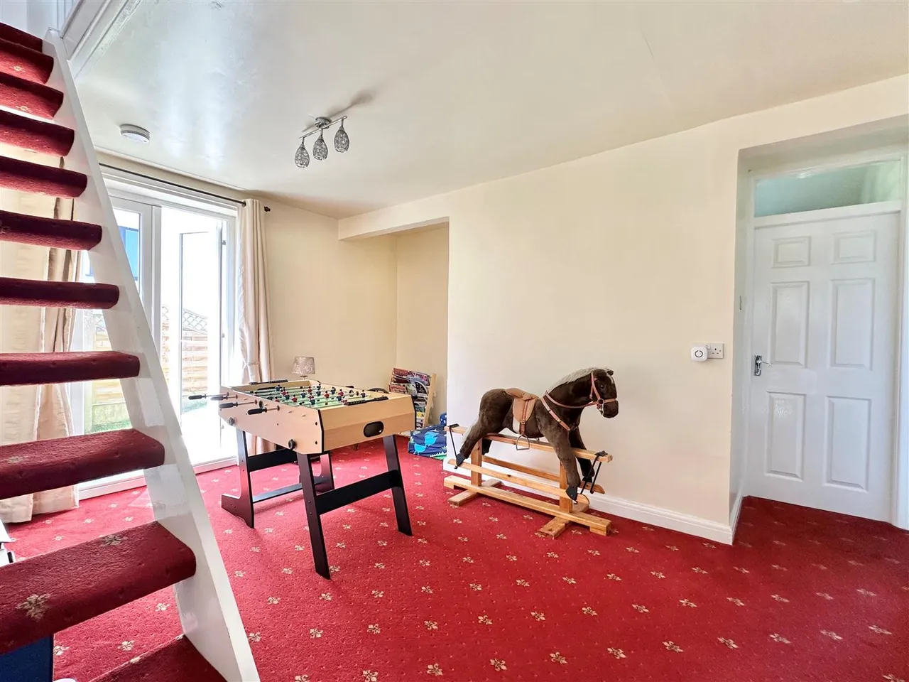 Lymewood Drive, Disley, SK12, photo 23
