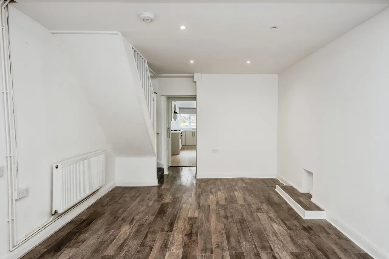 Glantawe Street, Morriston, SA6, photo 4