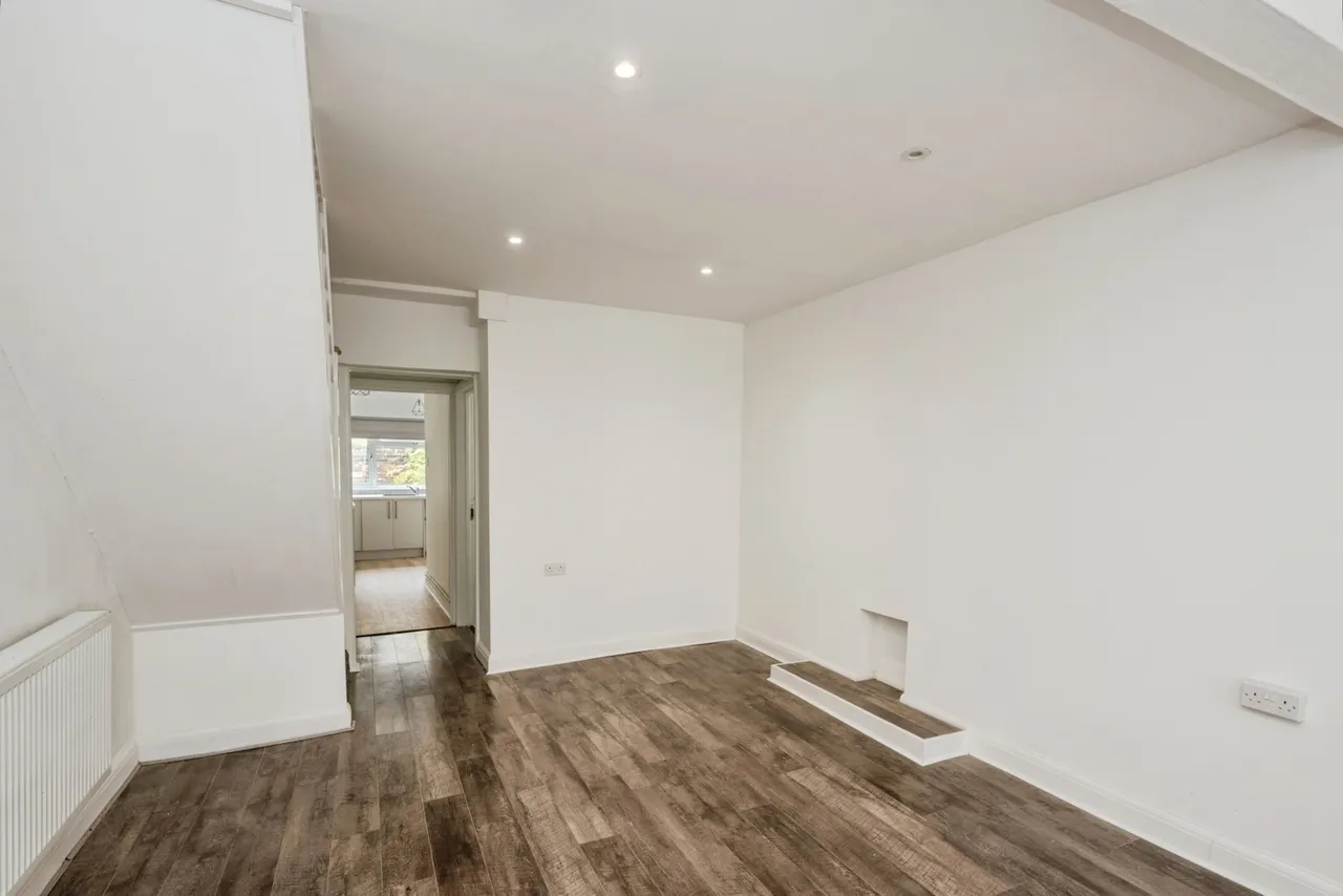 Glantawe Street, Morriston, SA6, photo 5