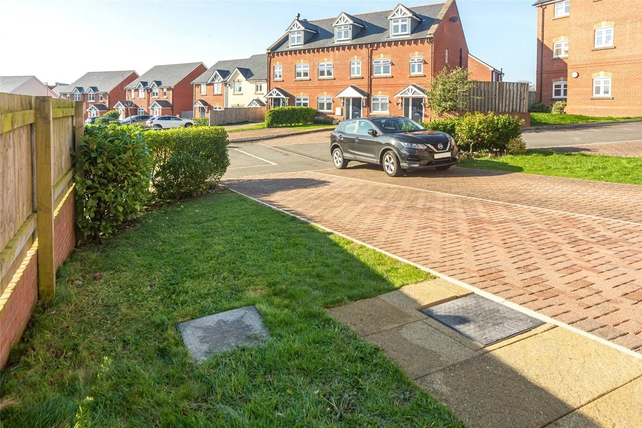 Gwel Y Llan, Caernarfon, LL55, photo 18
