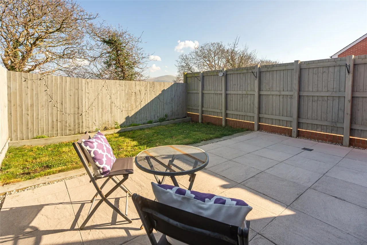 Gwel Y Llan, Caernarfon, LL55, photo 6