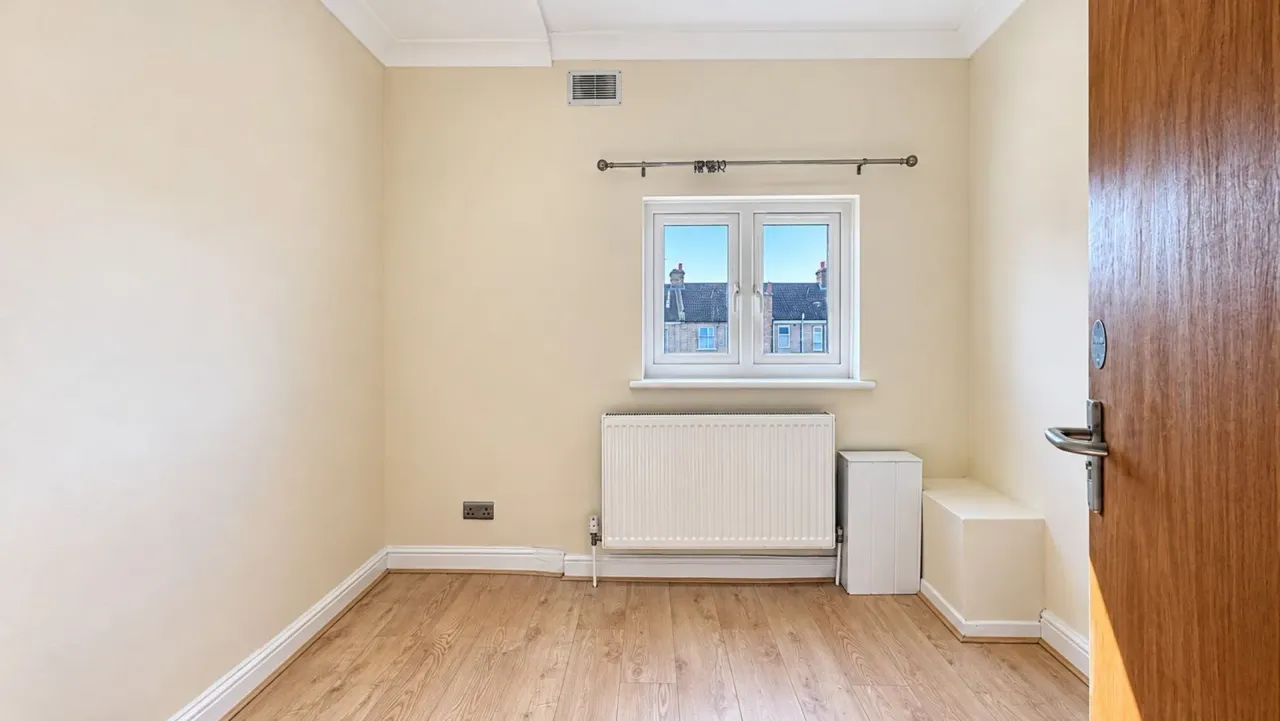 Waverley Avenue, Wembley, HA9, photo 26
