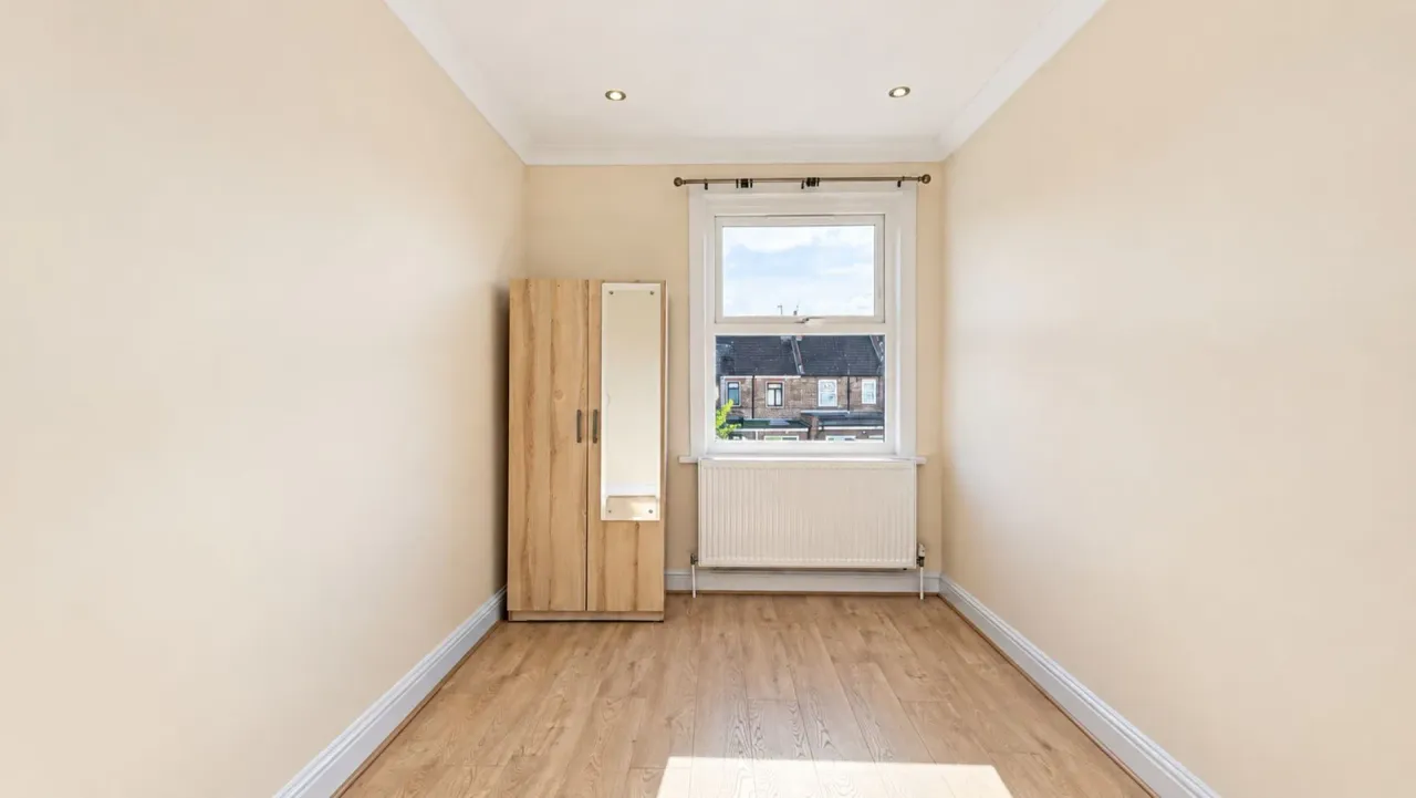 Waverley Avenue, Wembley, HA9, photo 6