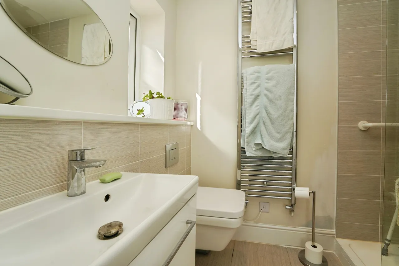 Saffron Grove, Worcester, photo 11