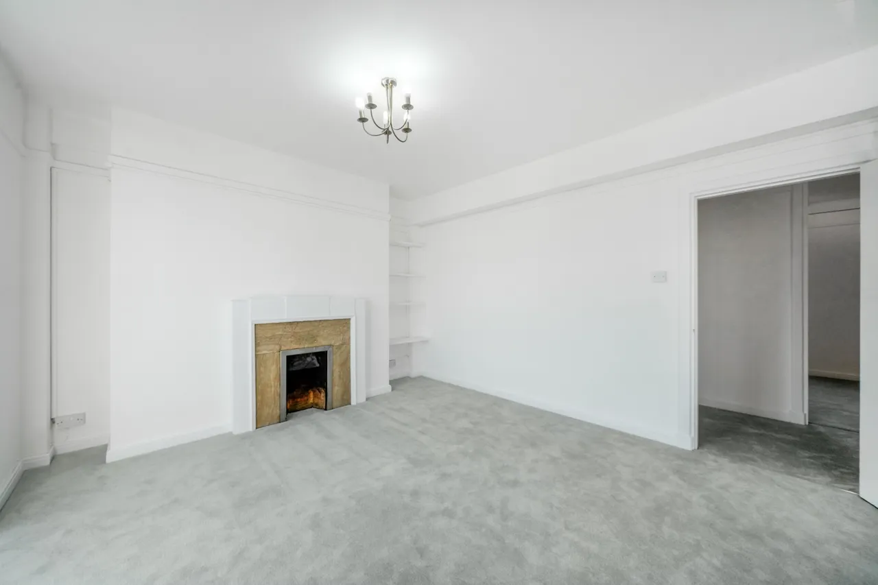 Hammersmith Road, Hammersmith, W6, photo 23