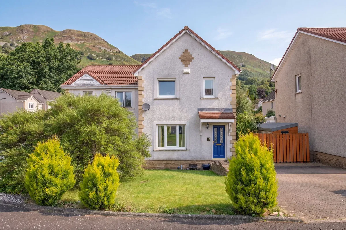 3 bed house for sale, Willison Crescent, Tillicoultry, FK13