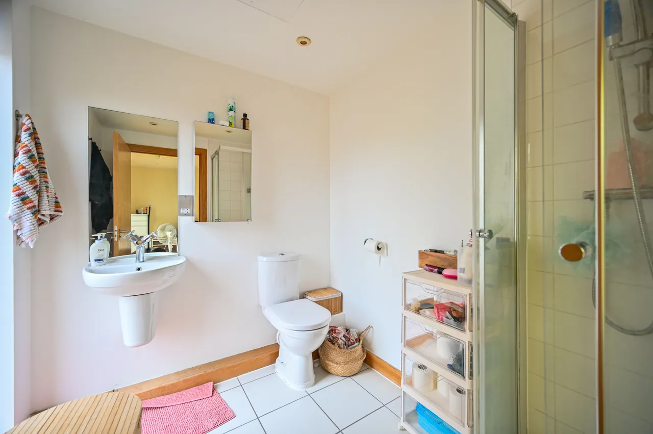 Flat 111, Ink Court, 419 Wick Lane, London, photo 8