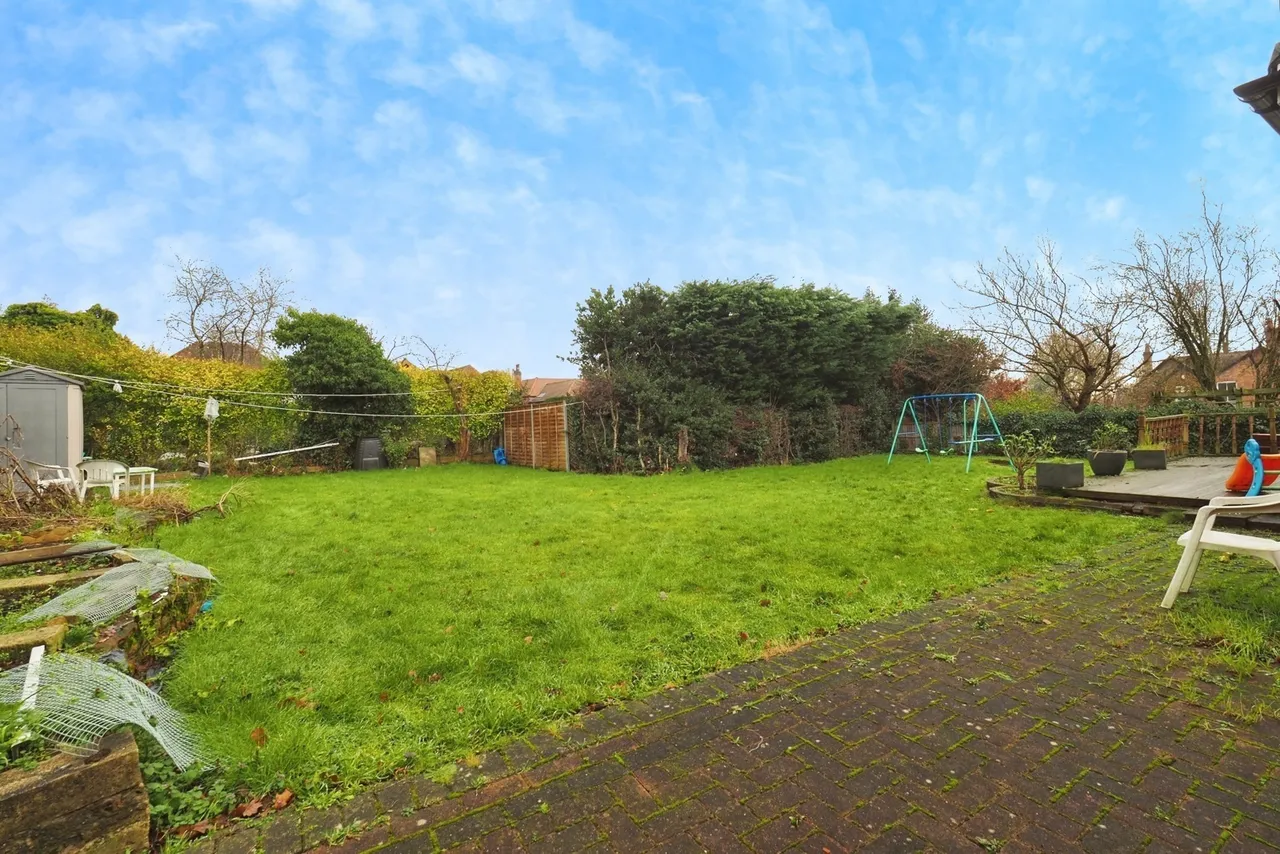Winchester Avenue, Beeston, Nottingham, Nottinghamshire, NG9, photo 23