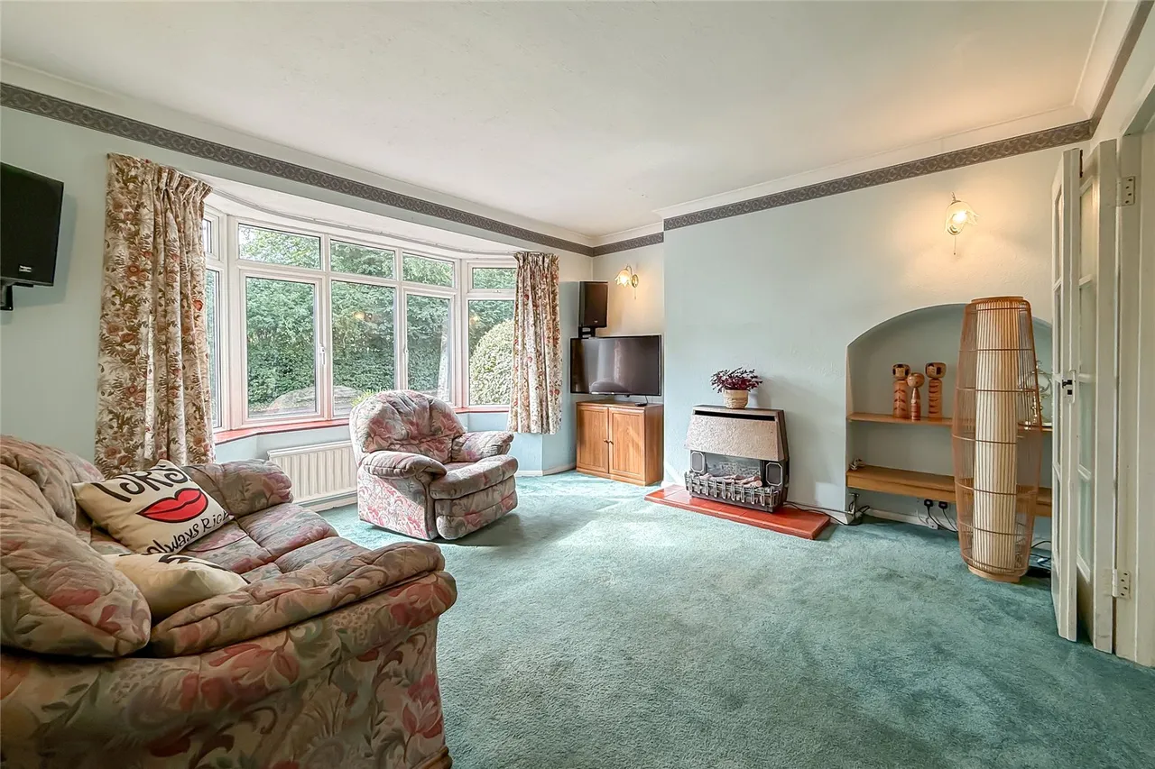 Ridgewood Drive, Harpenden, Hertfordshire, AL5 3LE, photo 6