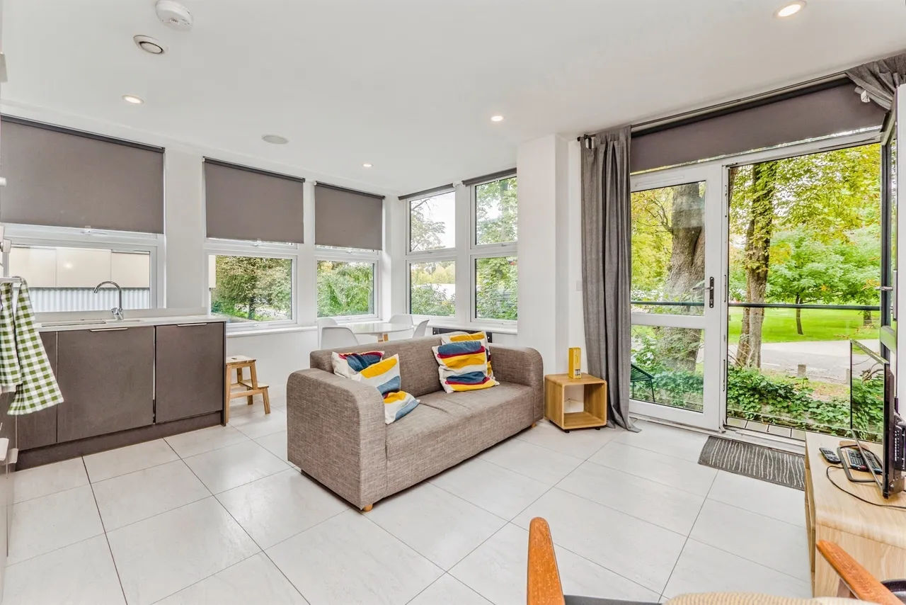 Cathedral Road, Cardiff, CF11, photo 5