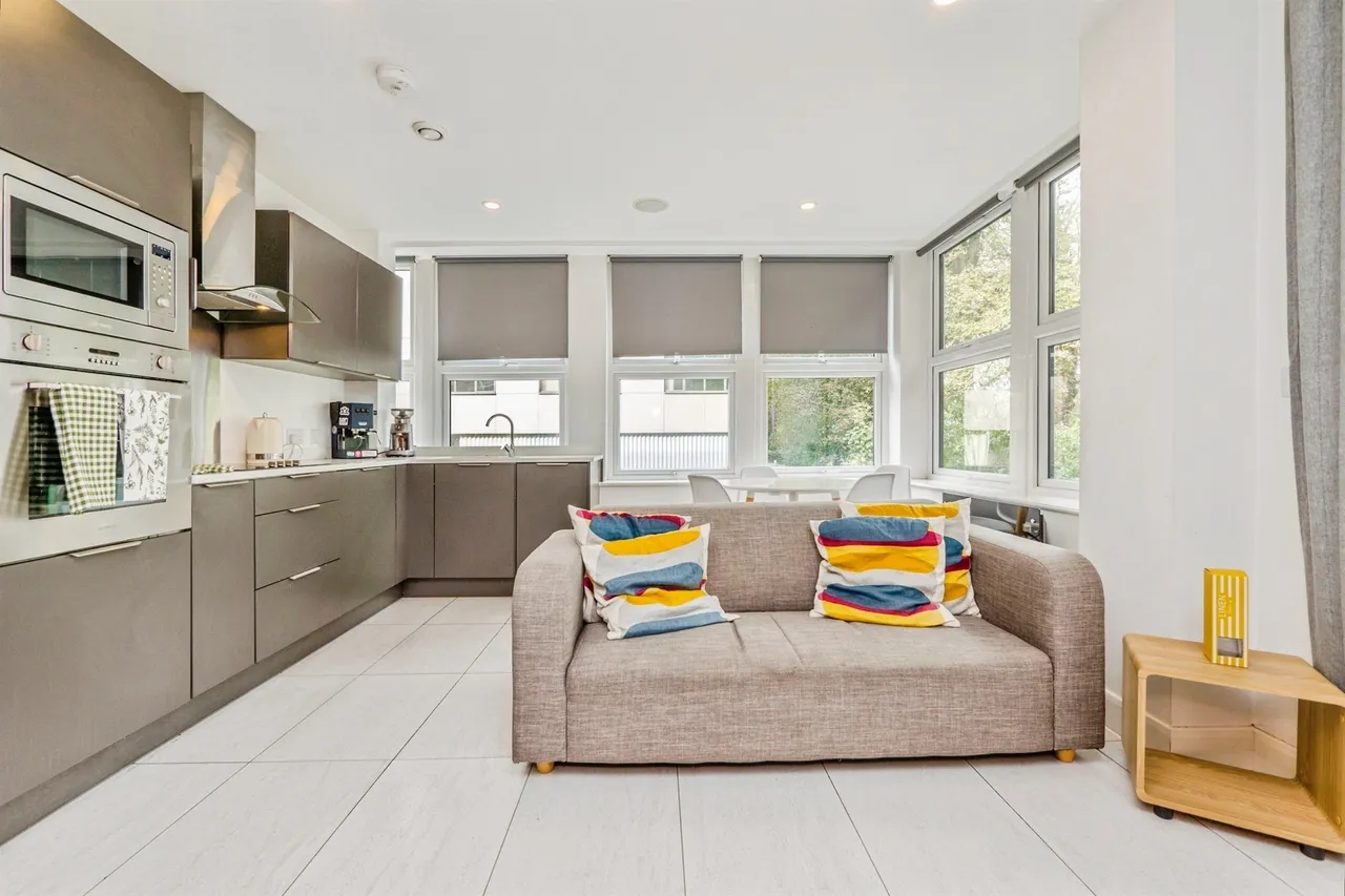 Cathedral Road, Cardiff, CF11, photo 6