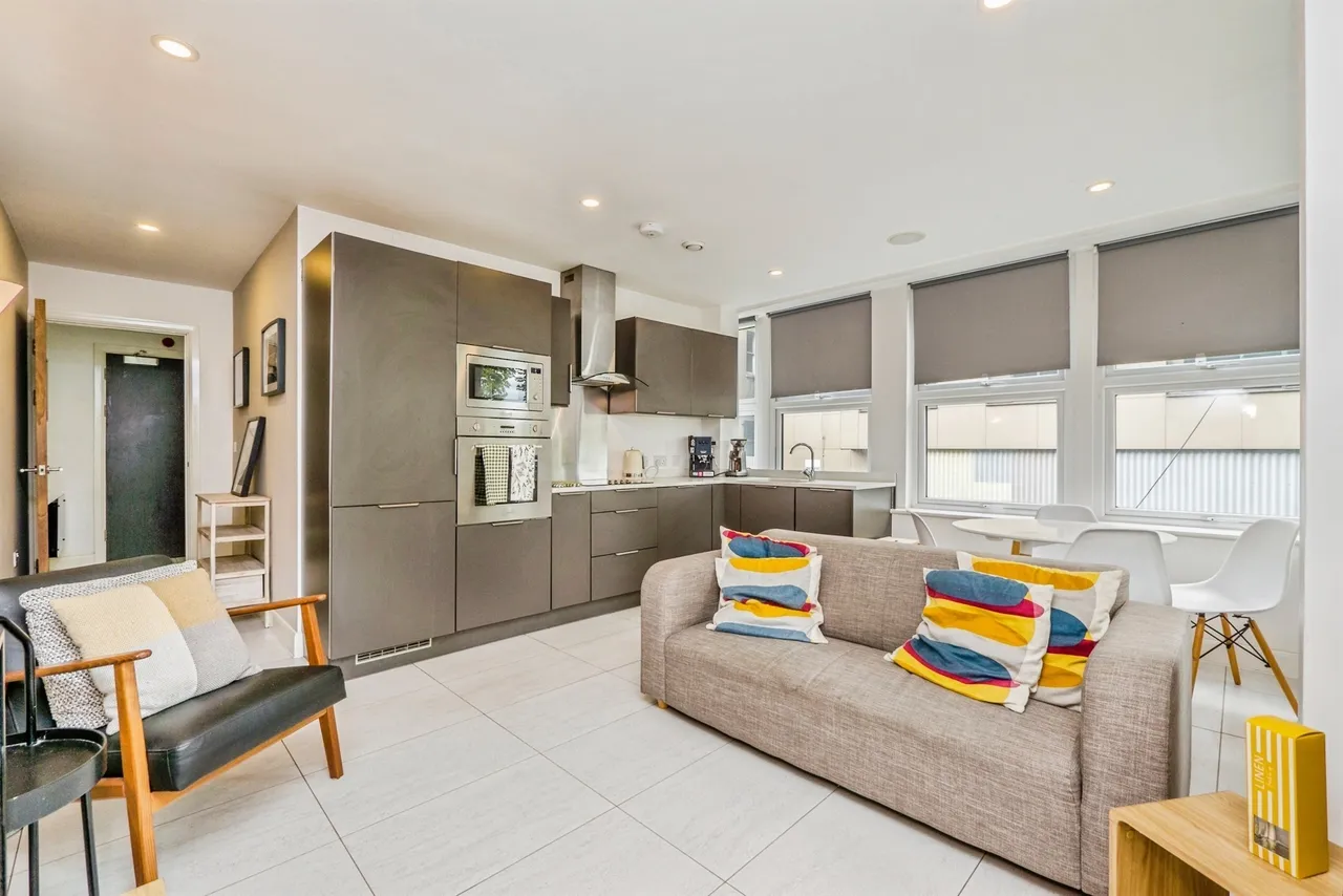 Cathedral Road, Cardiff, CF11, photo 7