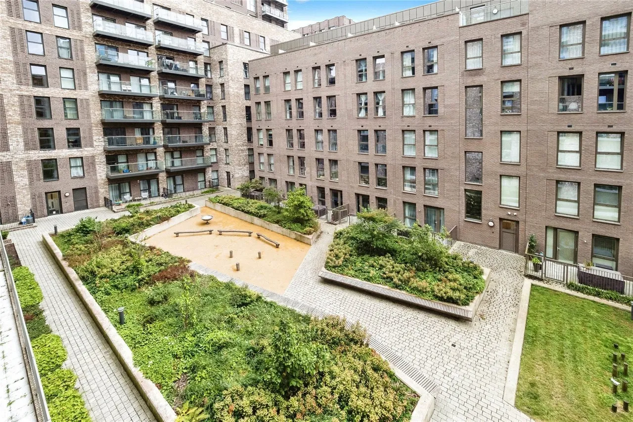 Ironworks Way, Upton Park, London, E13, photo 14