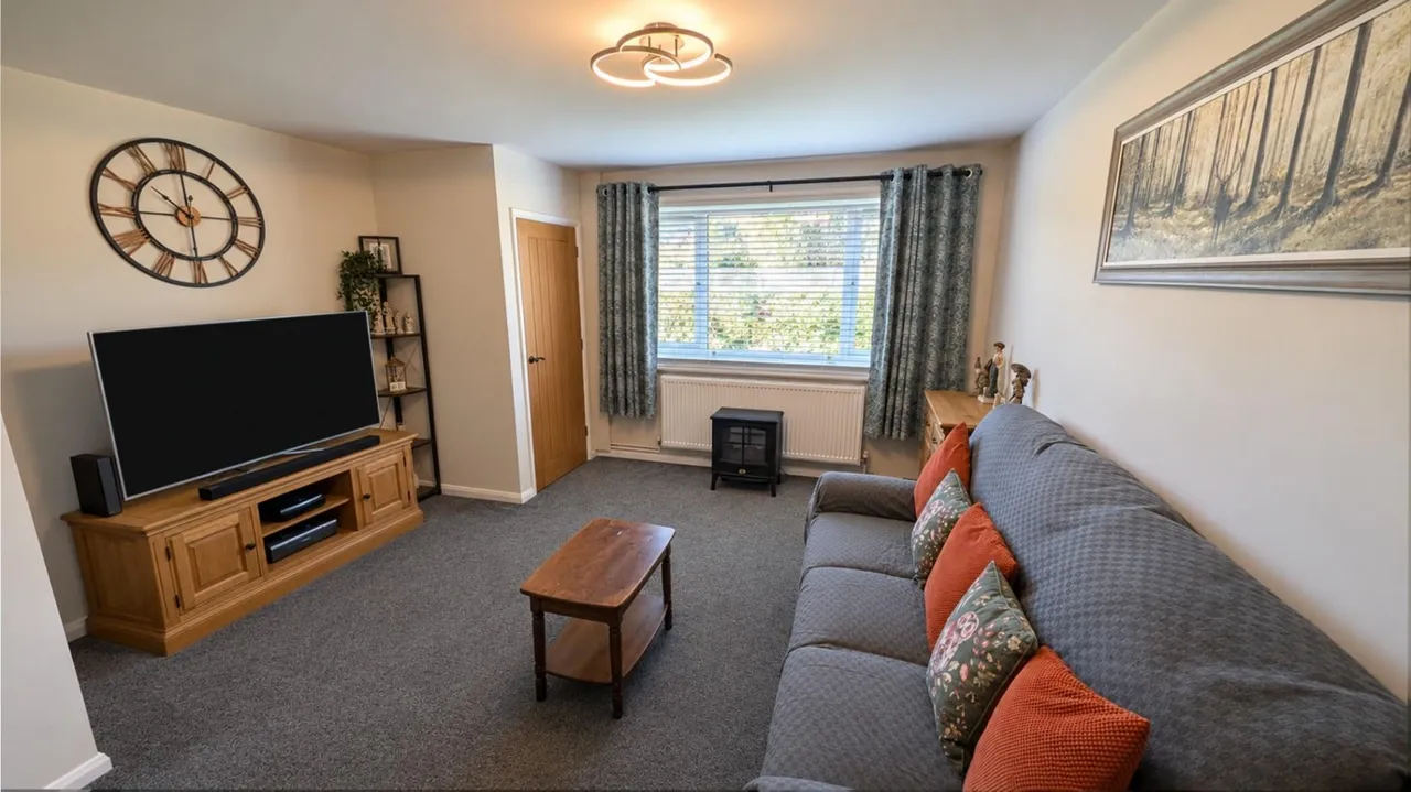 Rodborough, Yate, BS37, photo 2