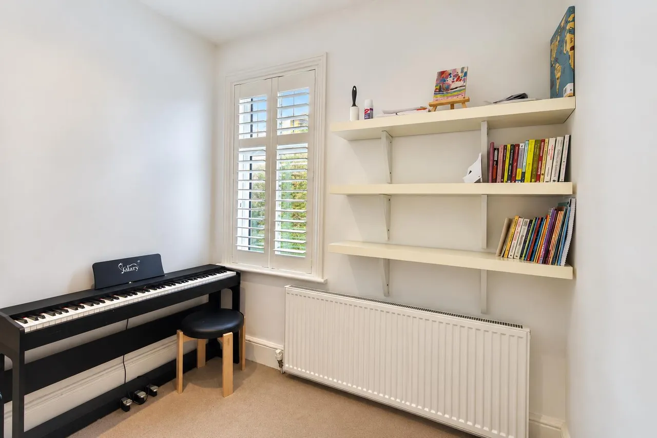 Deanhill Road, London, SW14, photo 9