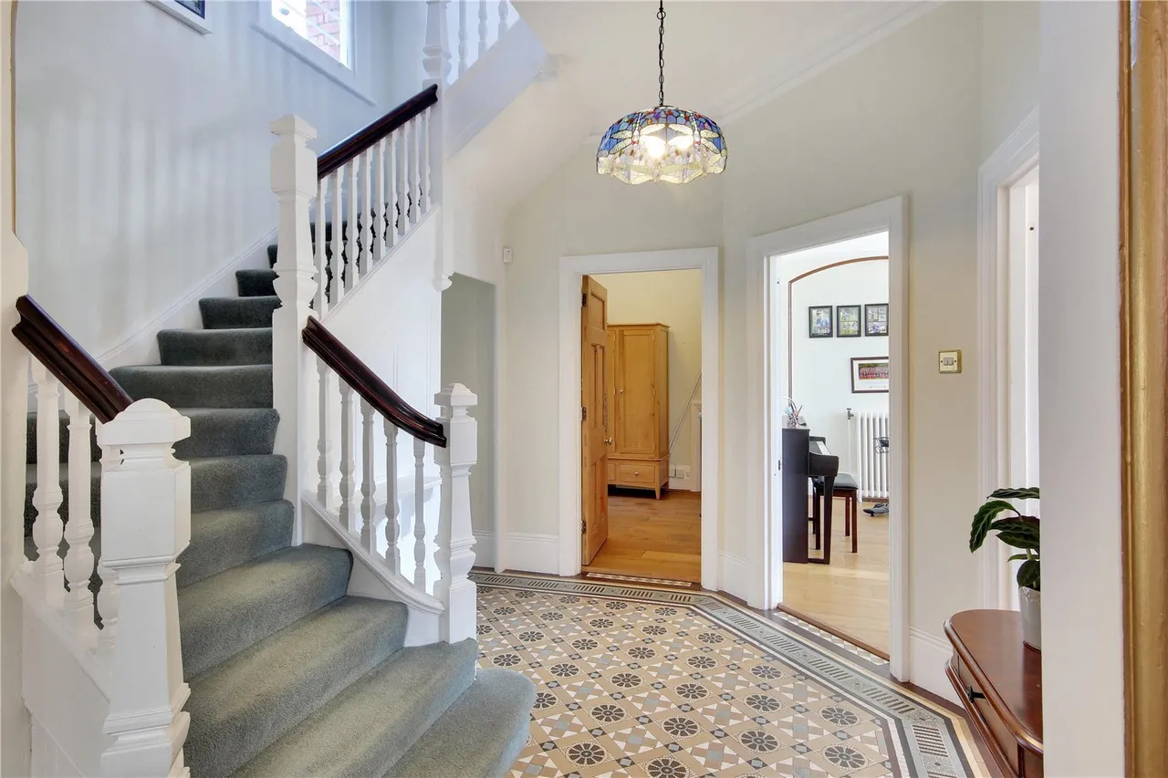 Castle Avenue, Dover, Kent, CT16, photo 2