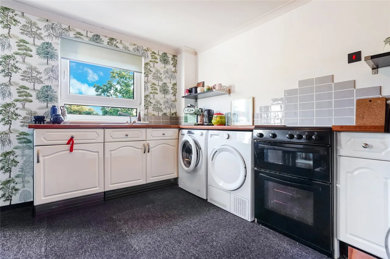 Glenacre Road, Cumbernauld, Glasgow, North Lanarkshire, G67, photo 6
