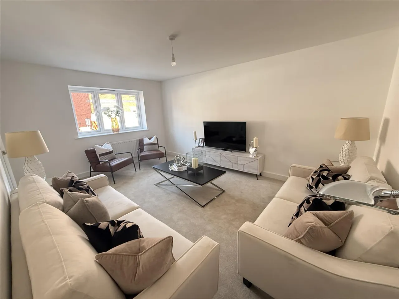 Spitfire Road, Tatenhill, DE13, photo 3