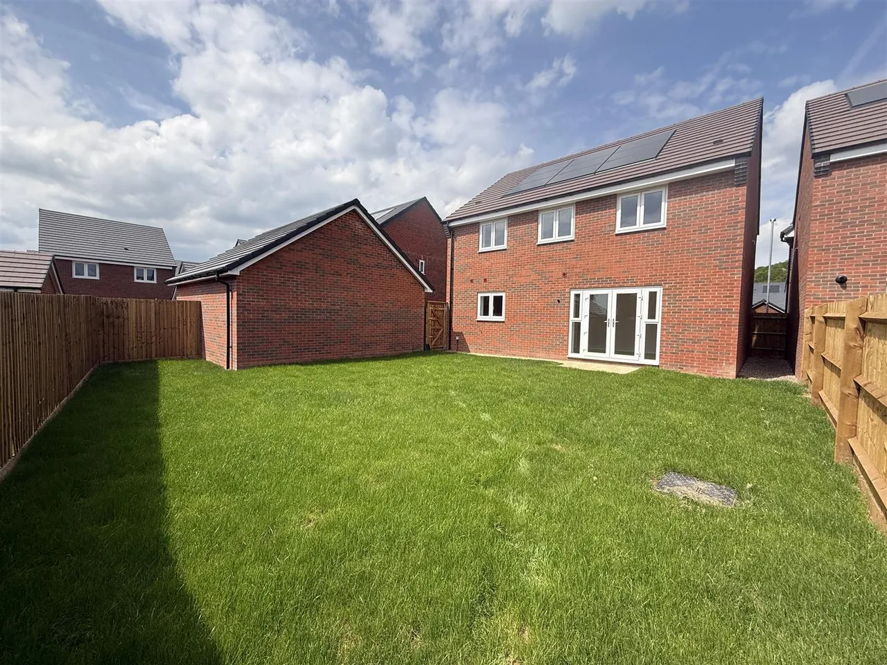 Spitfire Road, Tatenhill, DE13, photo 18