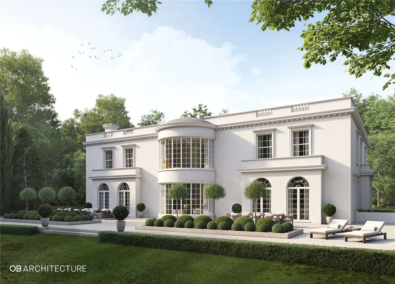 Portnall Drive, Wentworth Estate, Virginia Water, Surrey, GU25 4NN, photo 8