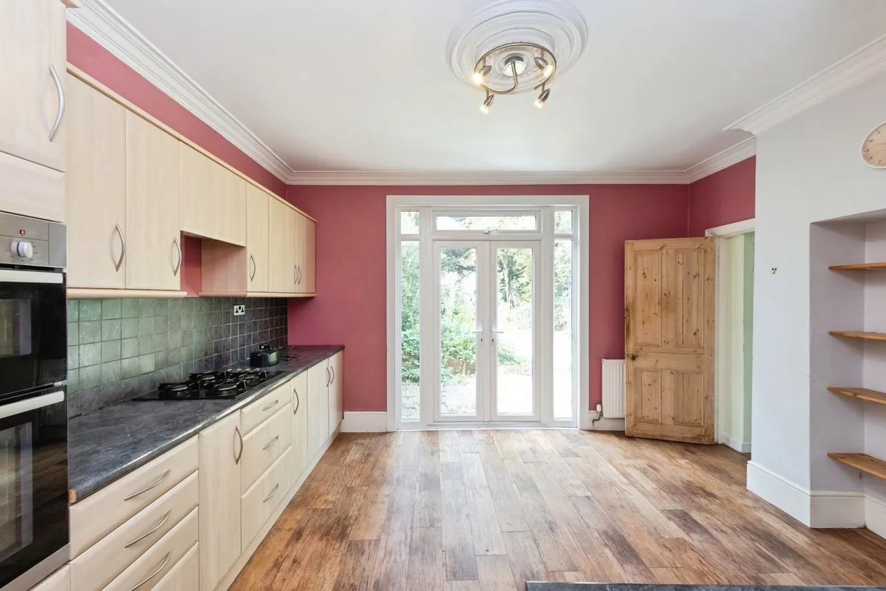 Lynwood Drive, Worcester Park, KT4, photo 4