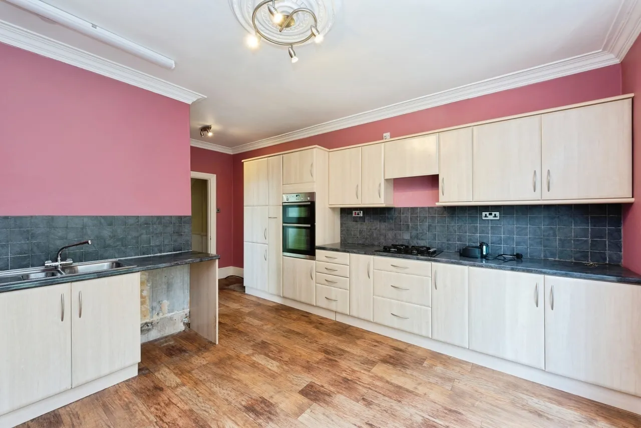 Lynwood Drive, Worcester Park, KT4, photo 7