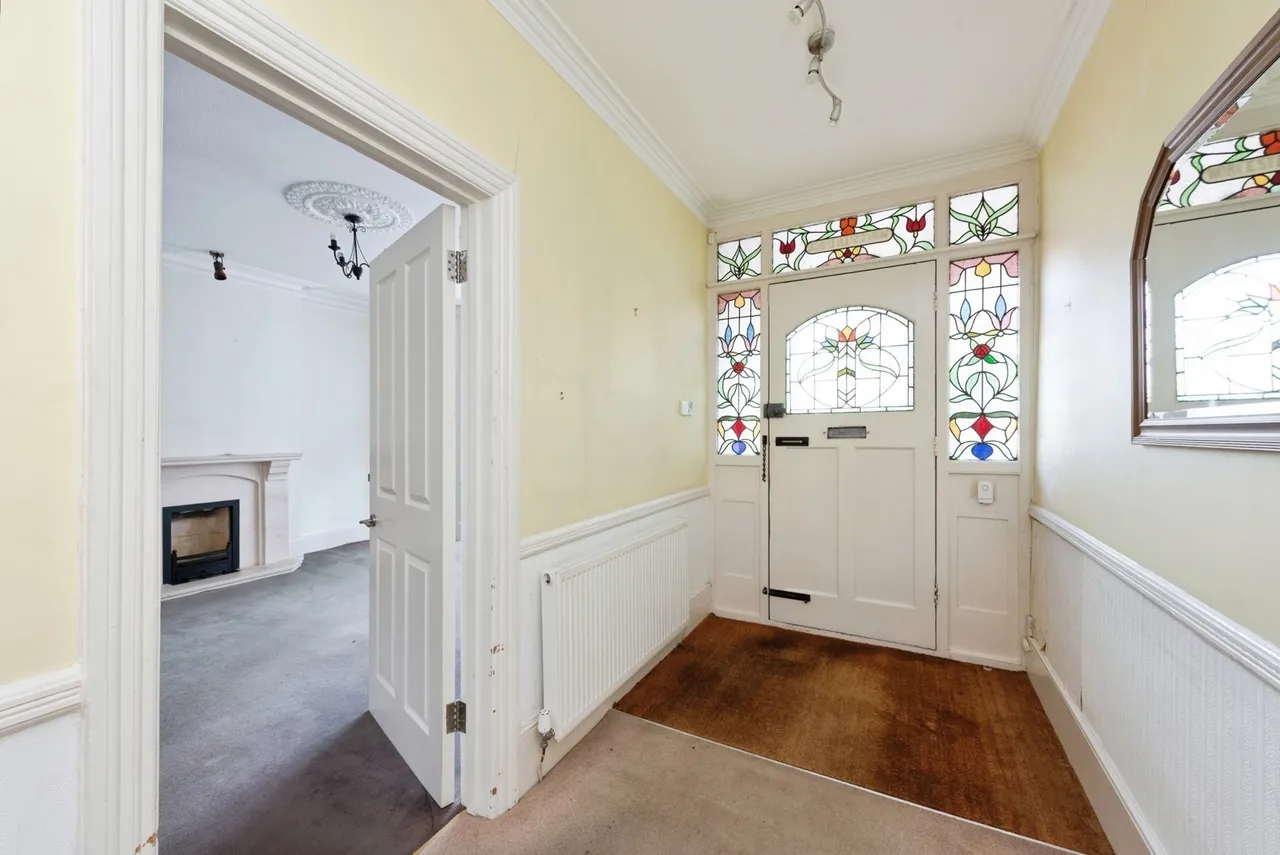 Lynwood Drive, Worcester Park, KT4, photo 8