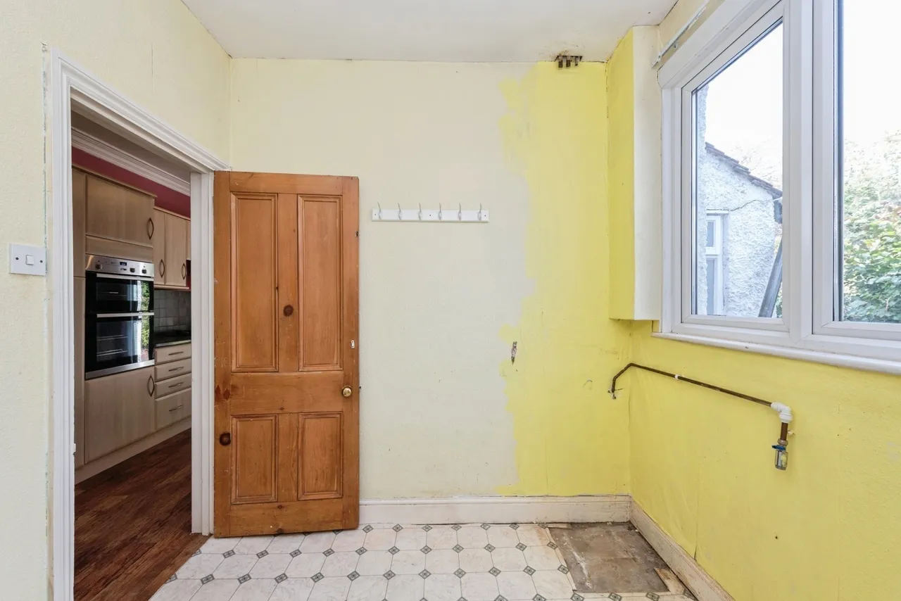 Lynwood Drive, Worcester Park, KT4, photo 16