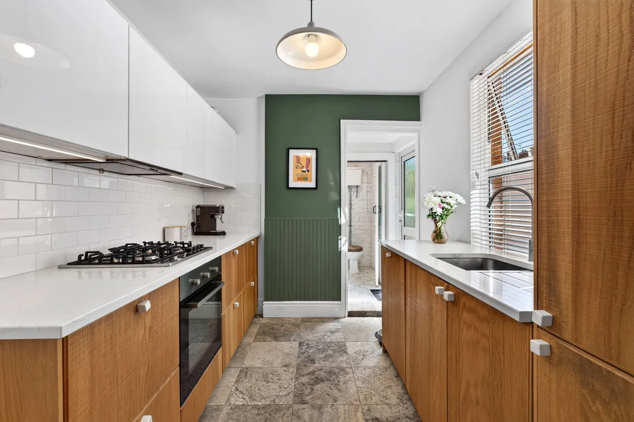 Peel Road, Wolverton, MK12, photo 7
