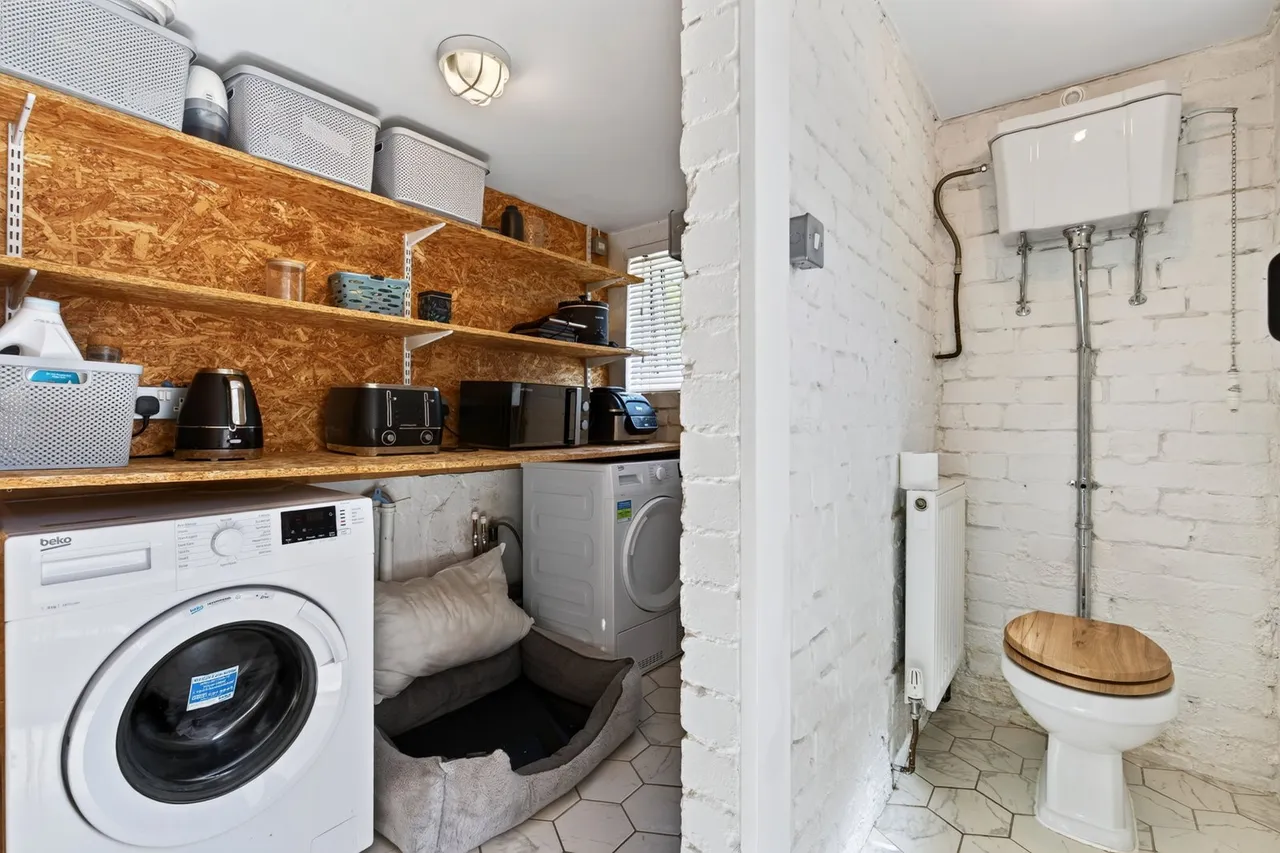Peel Road, Wolverton, MK12, photo 8