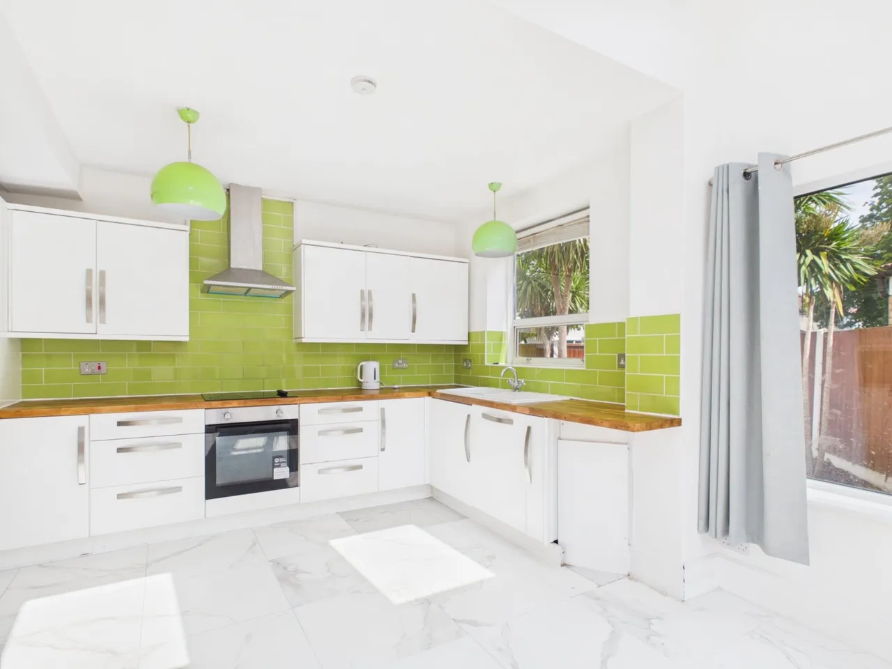 Staines-upon-Thames, Surrey, photo 19
