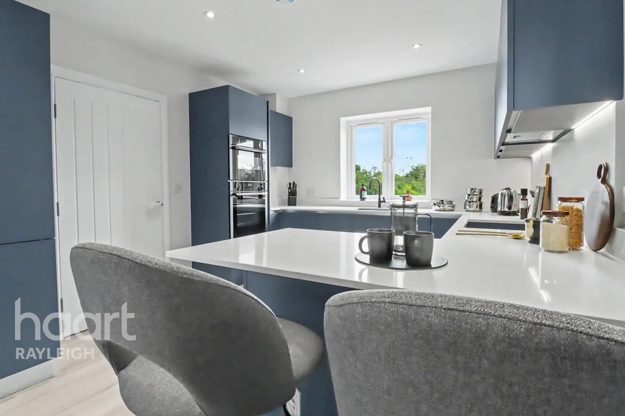 London Road, Rayleigh, SS6, photo 5